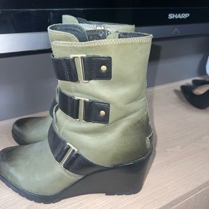 SOREL - Wedge Booties